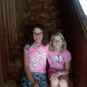 Meet your Posher, Evelyn